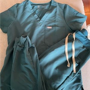Figs Womens Scrubs- Teal